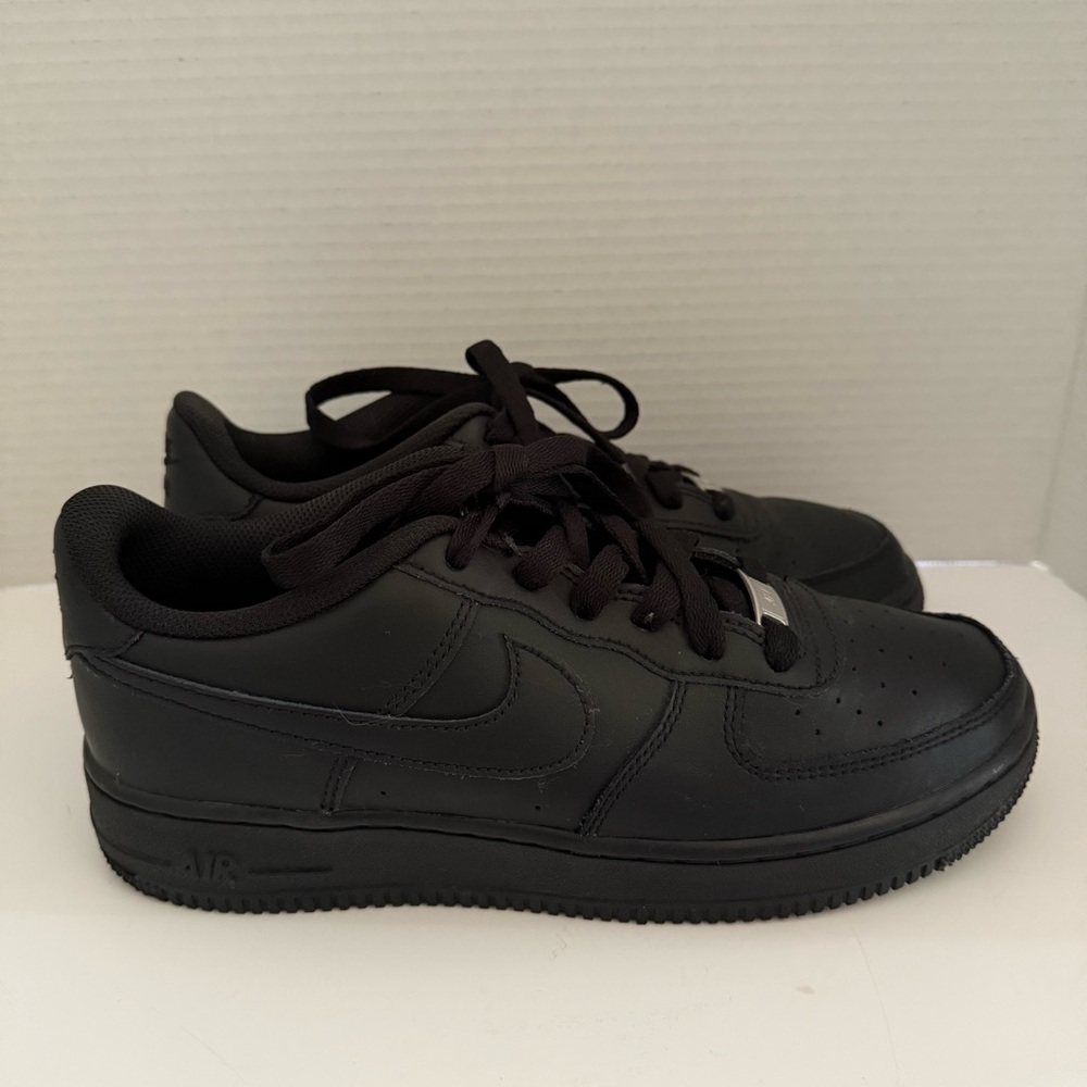 Nike Black Air Force 1 Sneakers